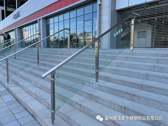 佛山2號線地鐵站立柱（zhù）