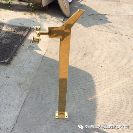 不（bú）鏽鋼立柱的應用